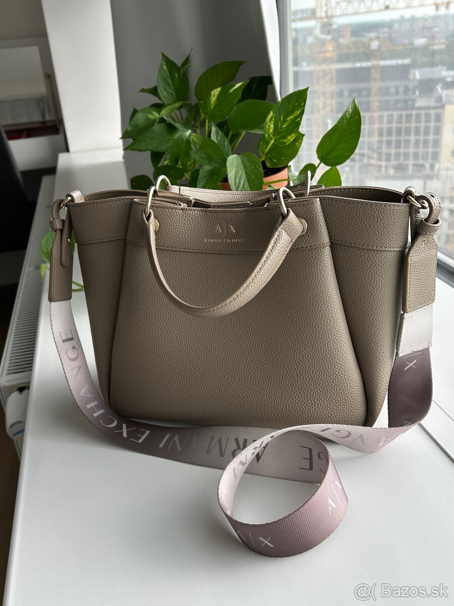 Armani Exchange, medium, perfektny stav