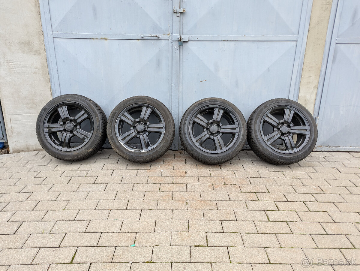 Predám celoročné pneumatiky Hankook 185/55R15 s diskami