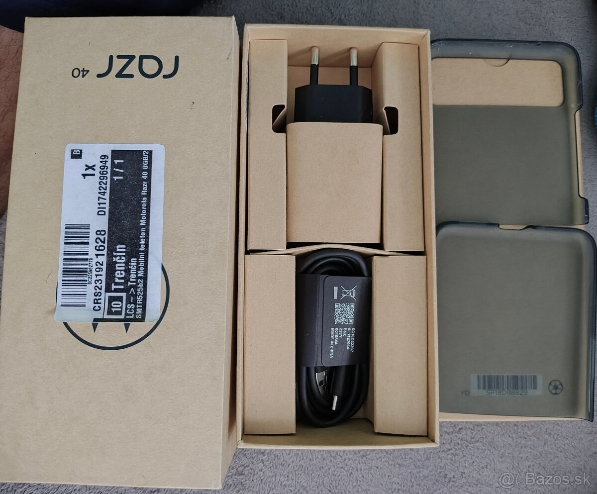 Motorola razr 40