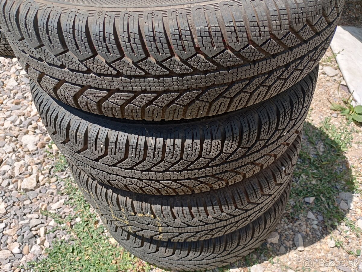Predam 4ks pneu 175/70/r14 zimne na diskoh 5x100 ET 35