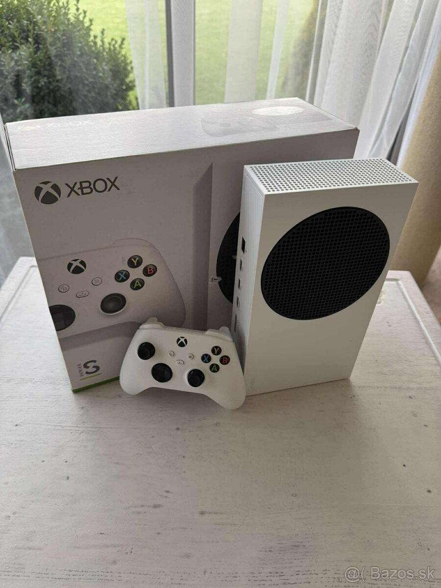 Predám Xbox Series S 512 GB
