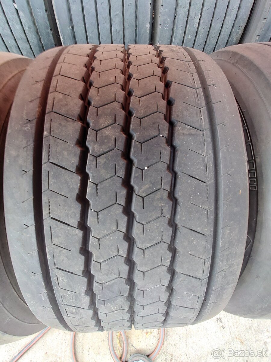 445/45 R19.5 BARUM BT 300R