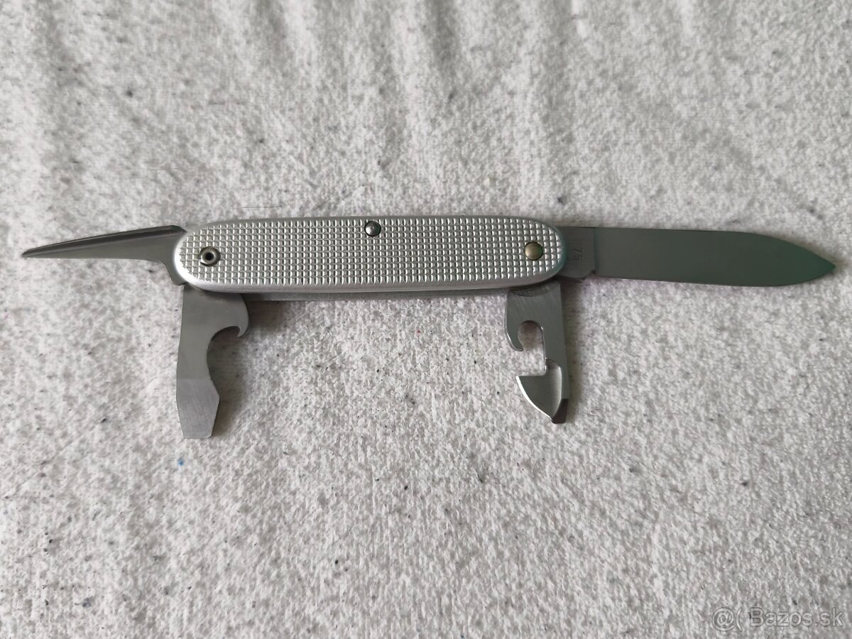 Wenger Delémont Alox 1975