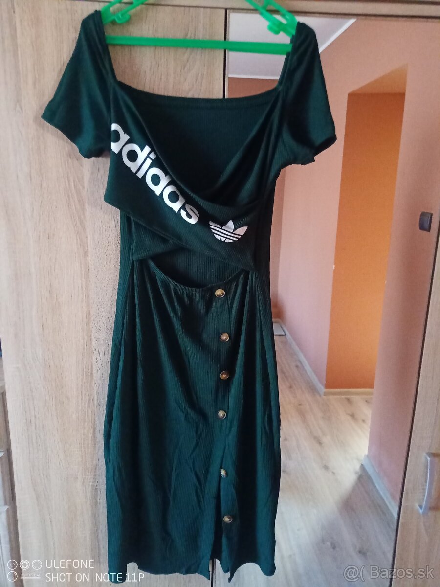Nové Adidas šaty