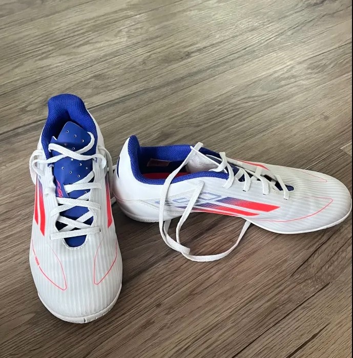 Halové topánky Adidas F50