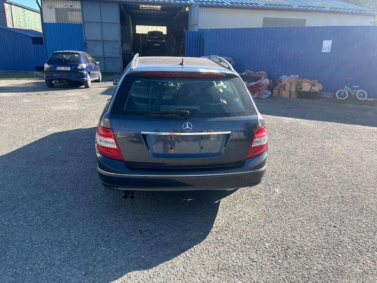 Mercedes Benz triedy C W204