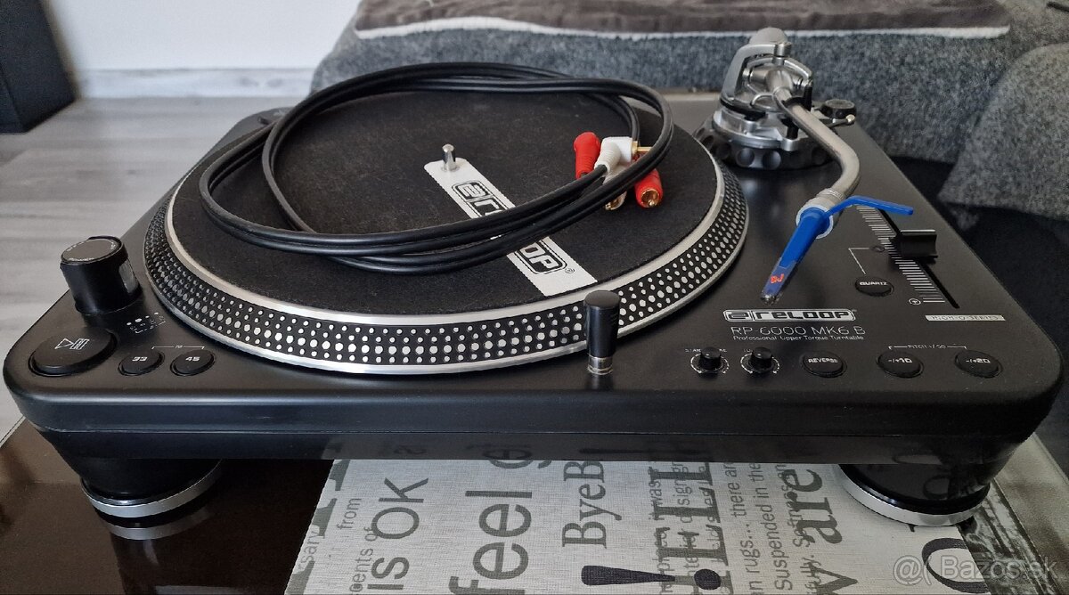 Gramofón Reloop RP-6000 MK6 B