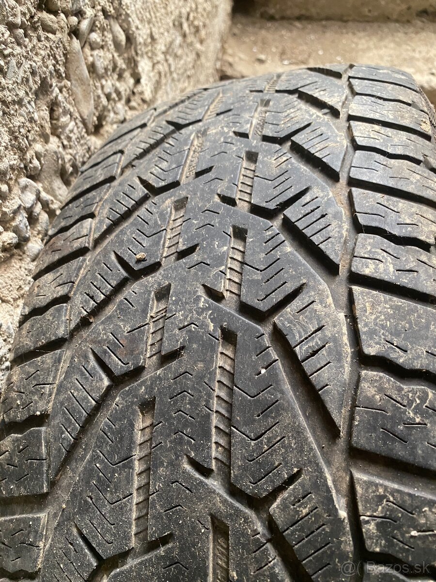Predám sadu zimné Pneu 225/55 r16