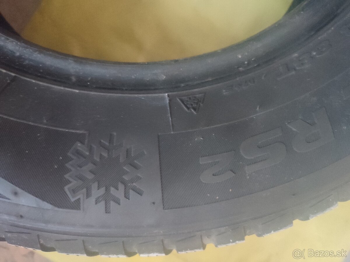 Zimné Hankook 185/70 R14. Aj kuriérom.
