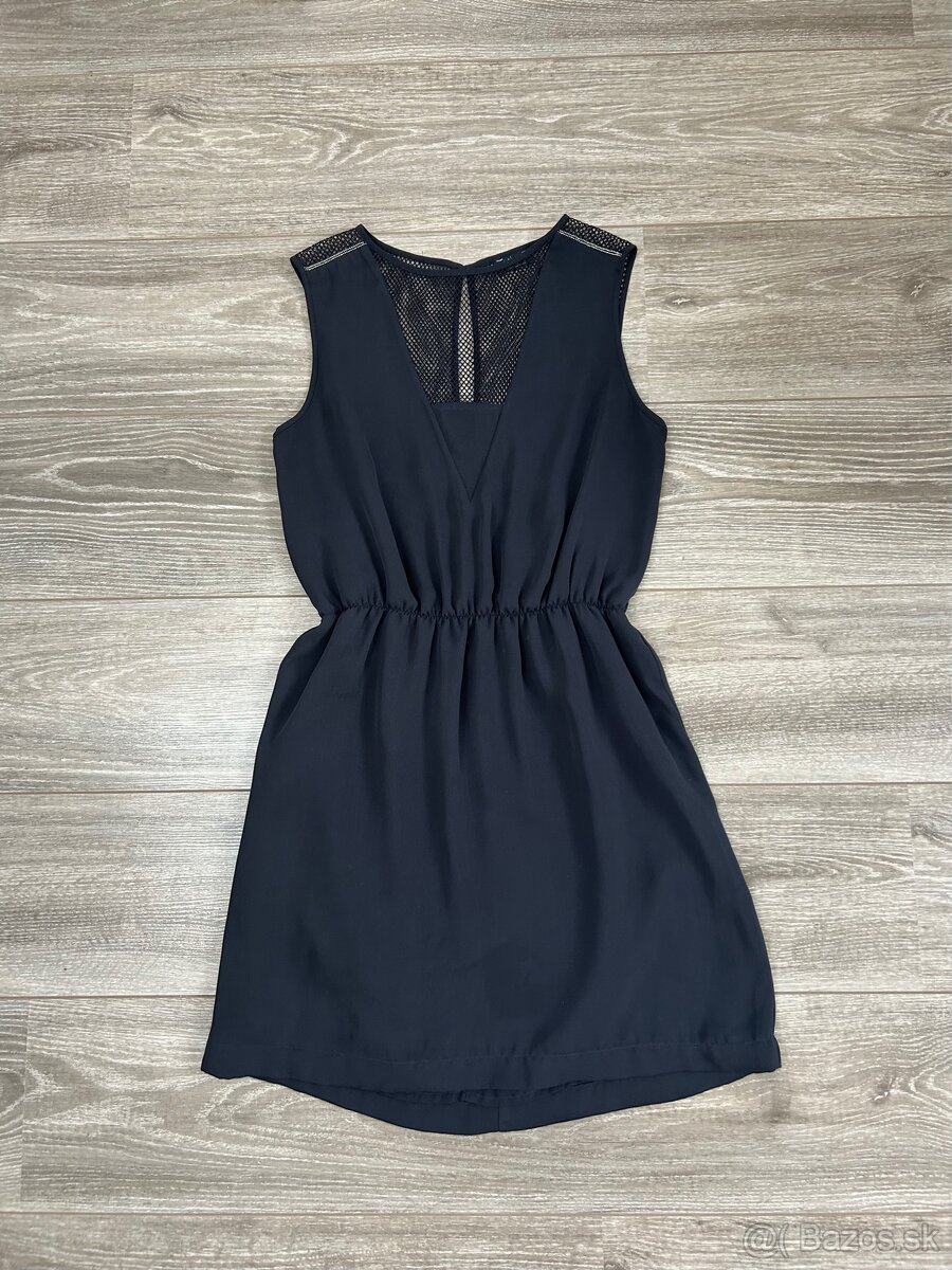 Dámske šaty Armani