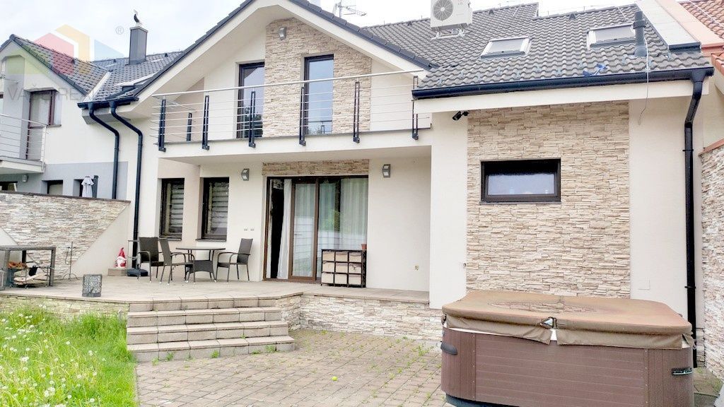 NOVÁ CENA 5 izbový rodinný dom s garážou, Moravany nad Váh