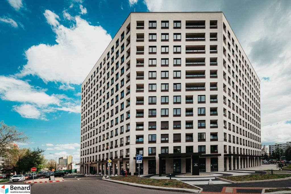 NA PREDAJ POSLEDNÉ TRI 3.IZBOVÉ BYTY TYP 5, KARPATSKÁ POPRAD