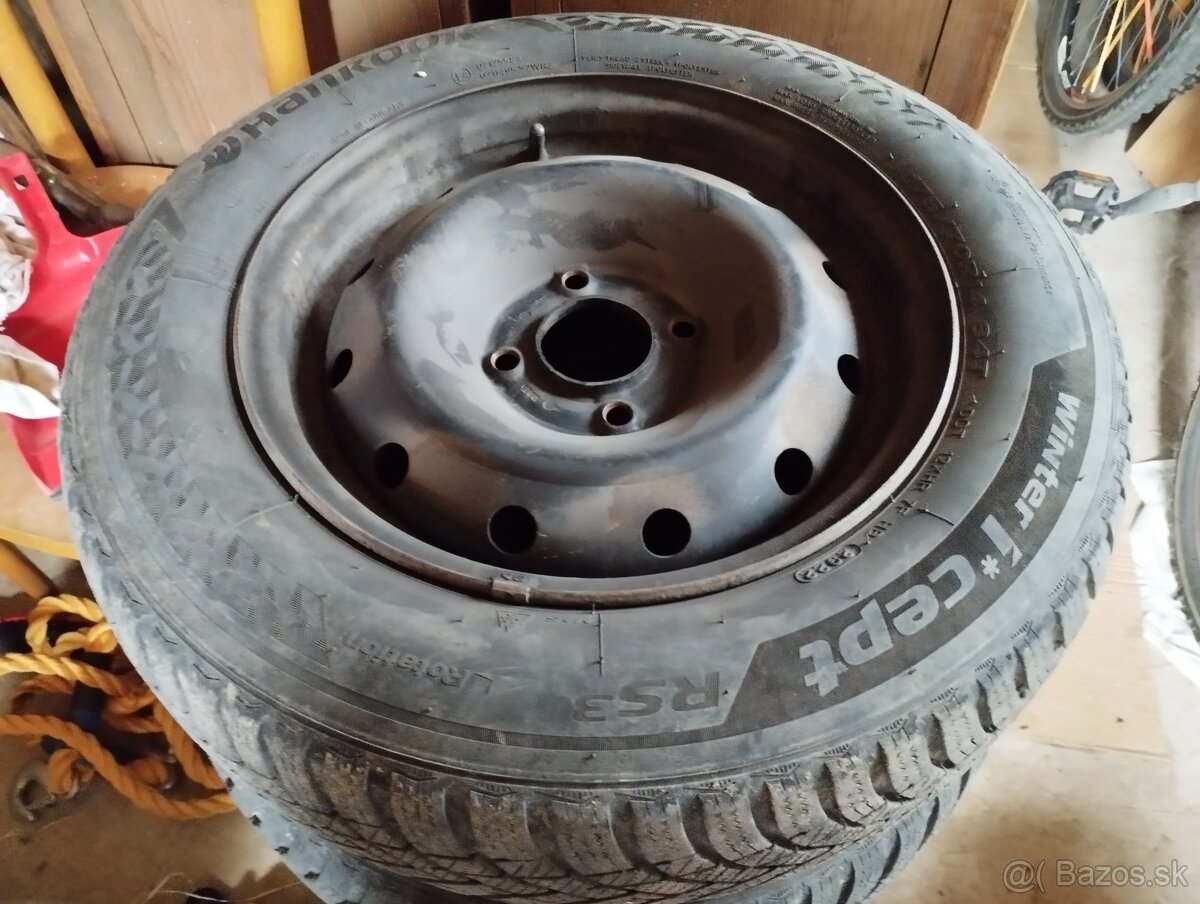 Predám 4ks zimné pneumatiky s diskami 175/70 R14