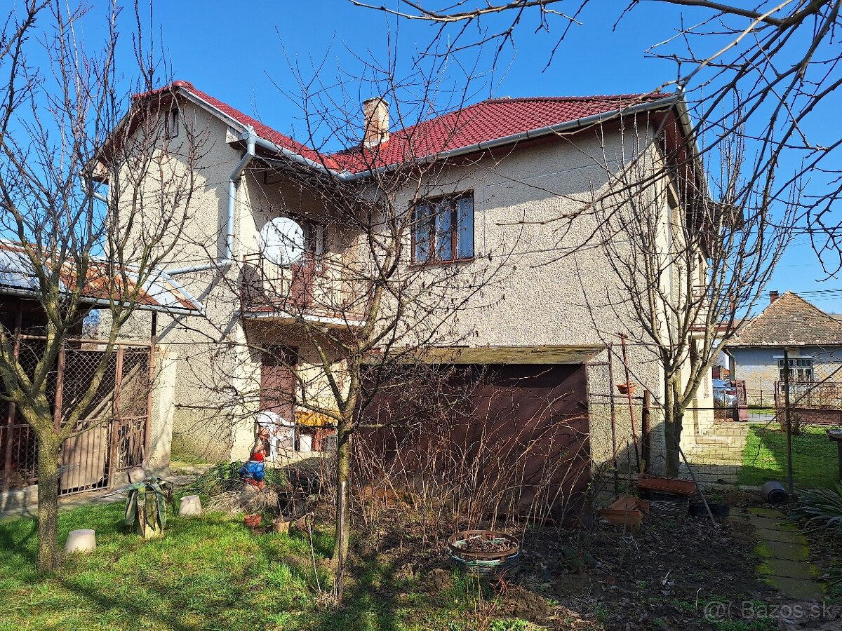 Rodinný dom 1+4, nová strecha, kúrenie, garáž