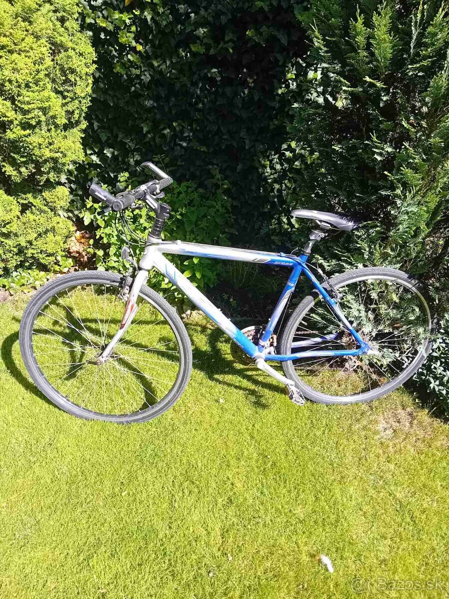 Cestný horský bicykel