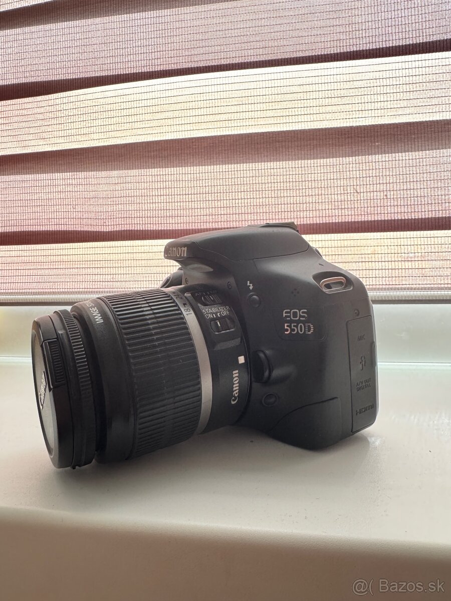 Canon 550d EF-S 18-55mm IS