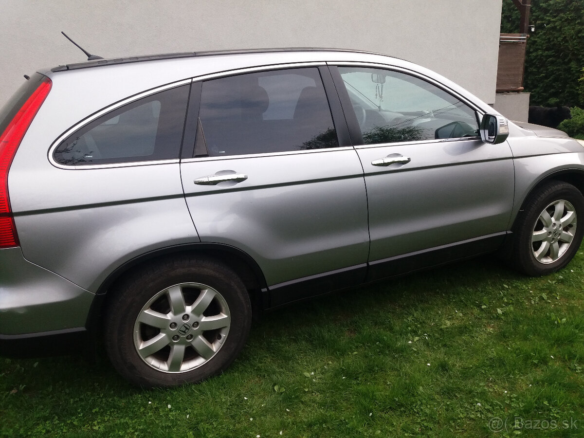 Honda crv 3.benzín. nová TK, EK. Nájazd 163 000