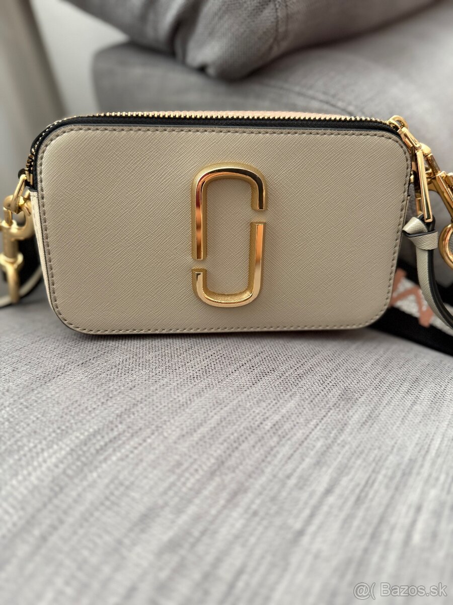 MARC JACOBS