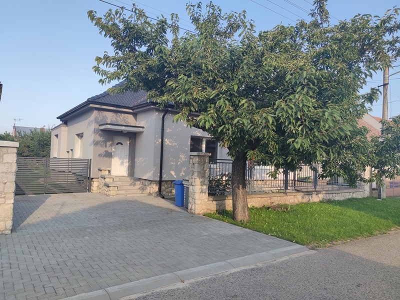 4-izbový rodinný dom v Zelenči