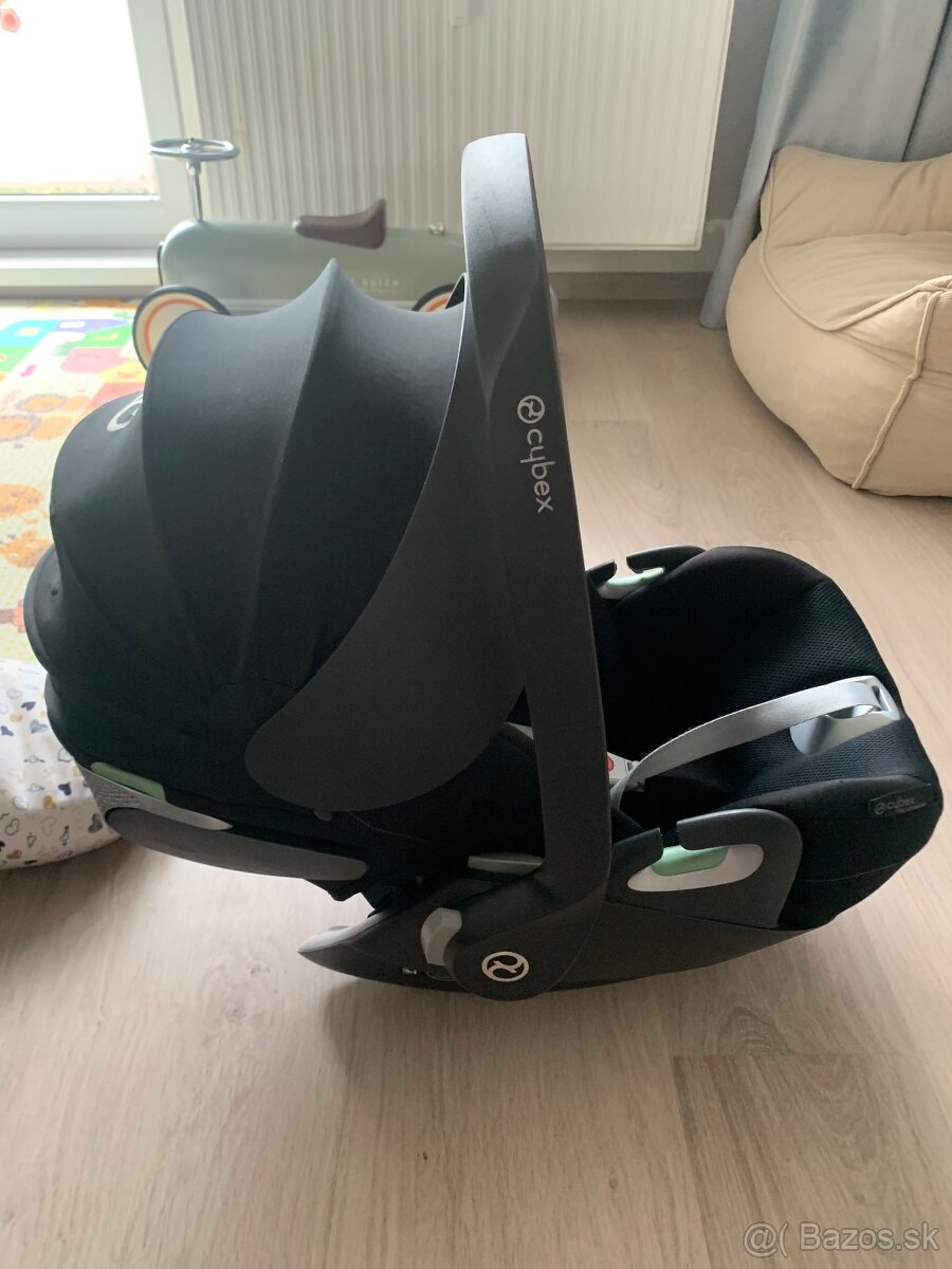 Cybex CLOUD T I-SIZE Plus