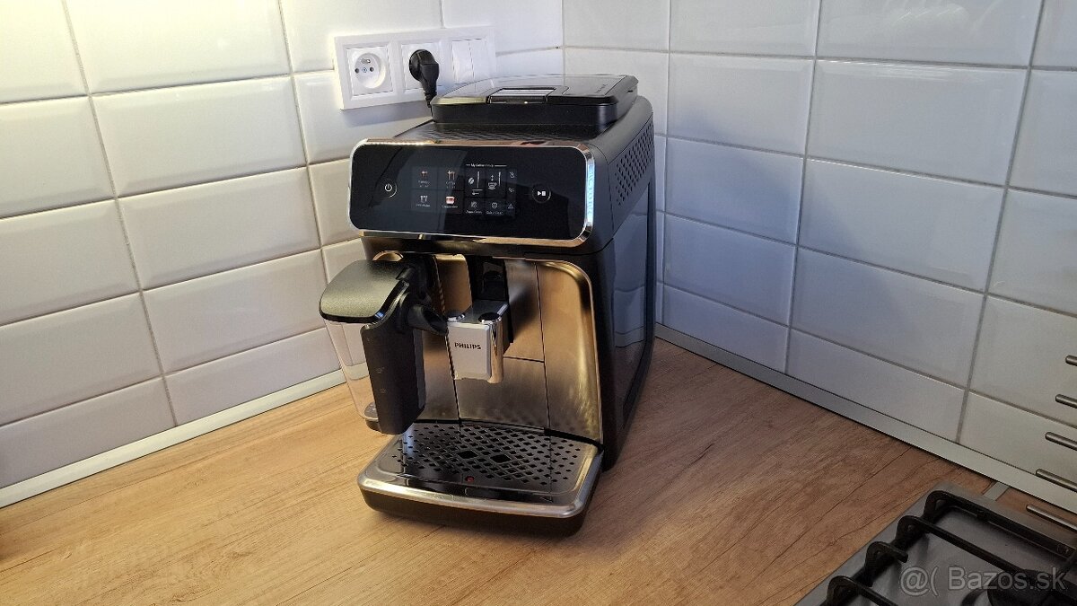Automatický kávovar Philips LatteGo Series 2300