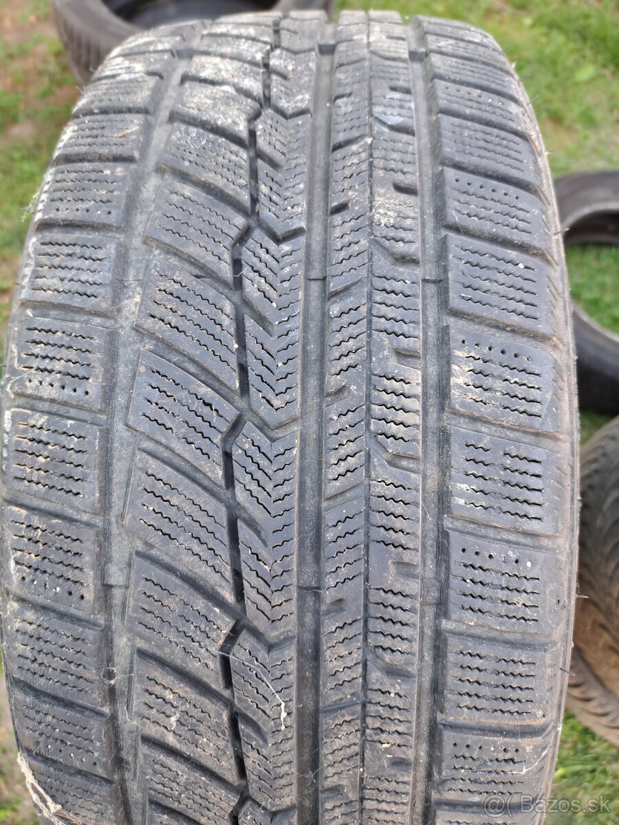 Predám zimné Fortune 205/45/R17