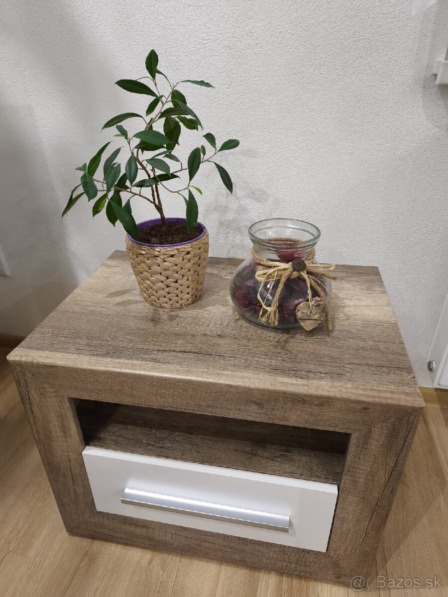 Nočný stolík 2kusy