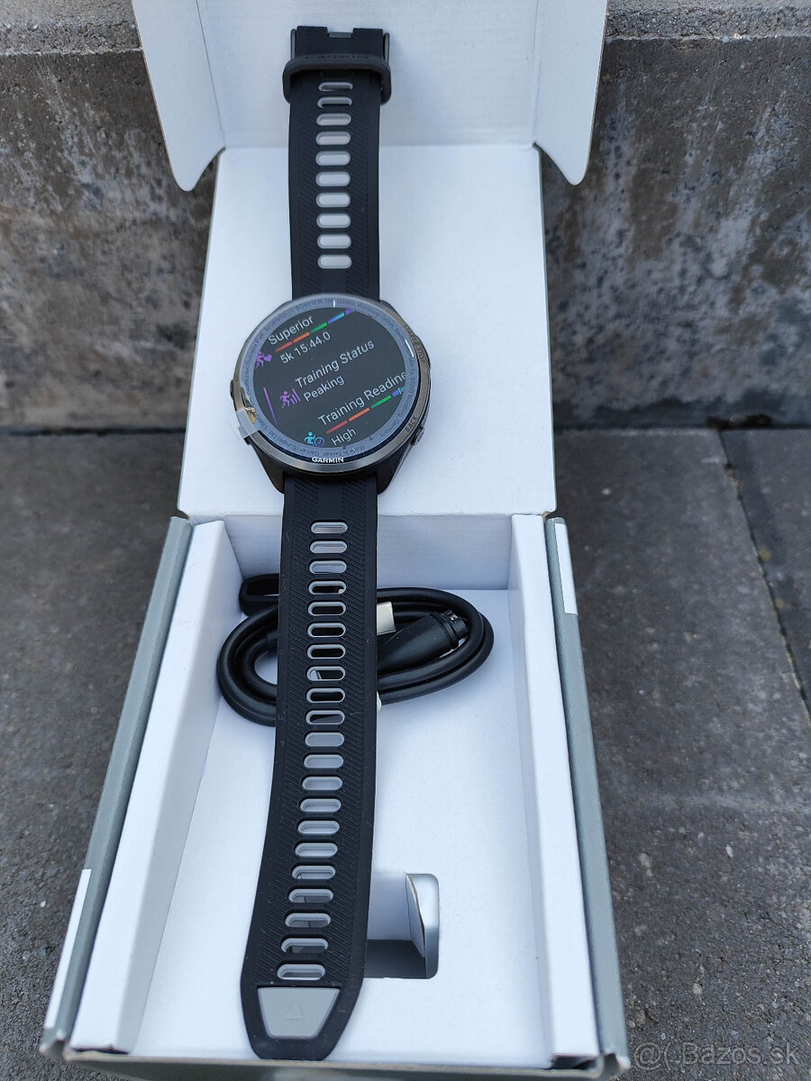 Garmin Forerunner 965