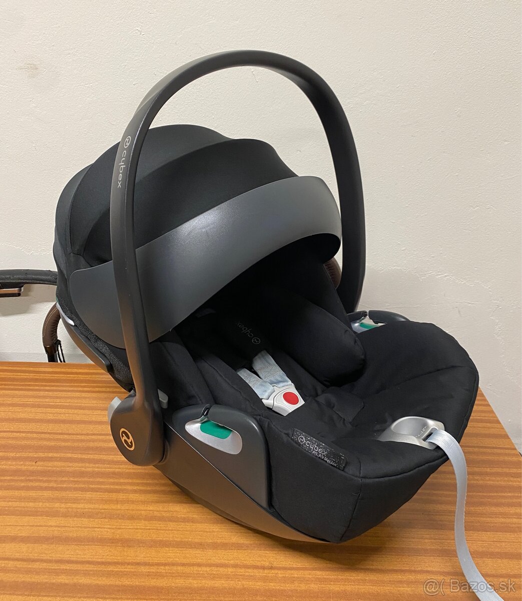 Polohovateľná autosedačka Cybex Cloud Z2 i-Size