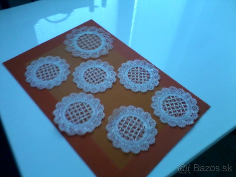 háčkovaná dekorácia - ručná práca