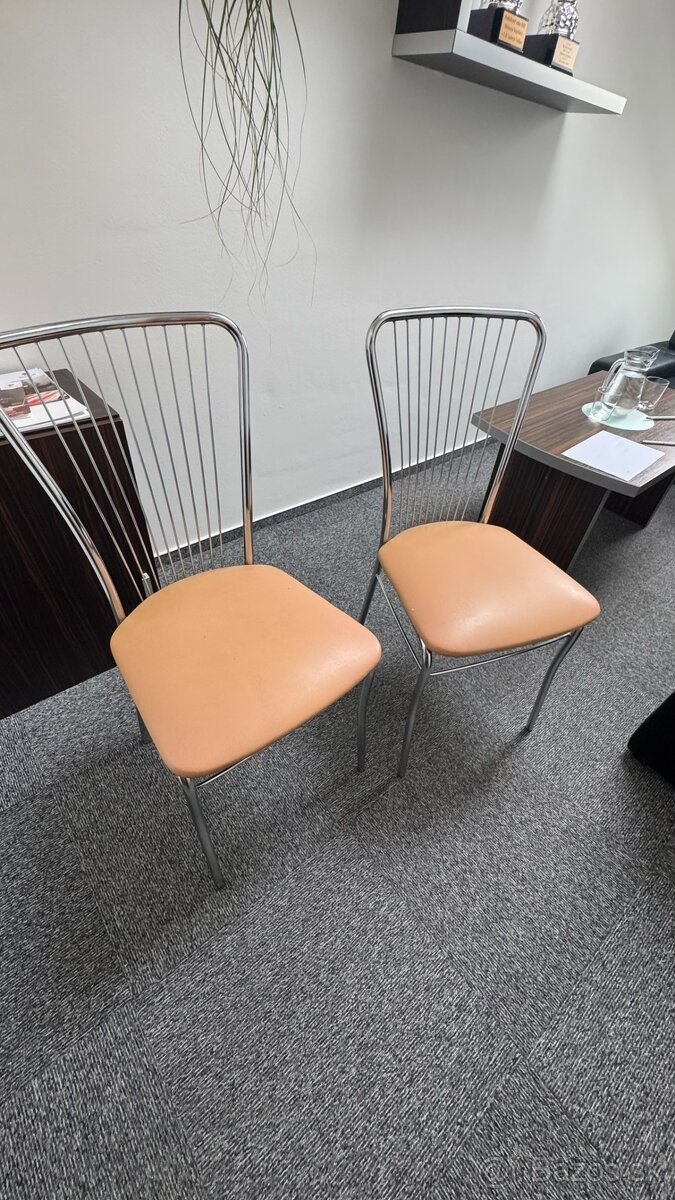 kancelárske stoličky 2 ks