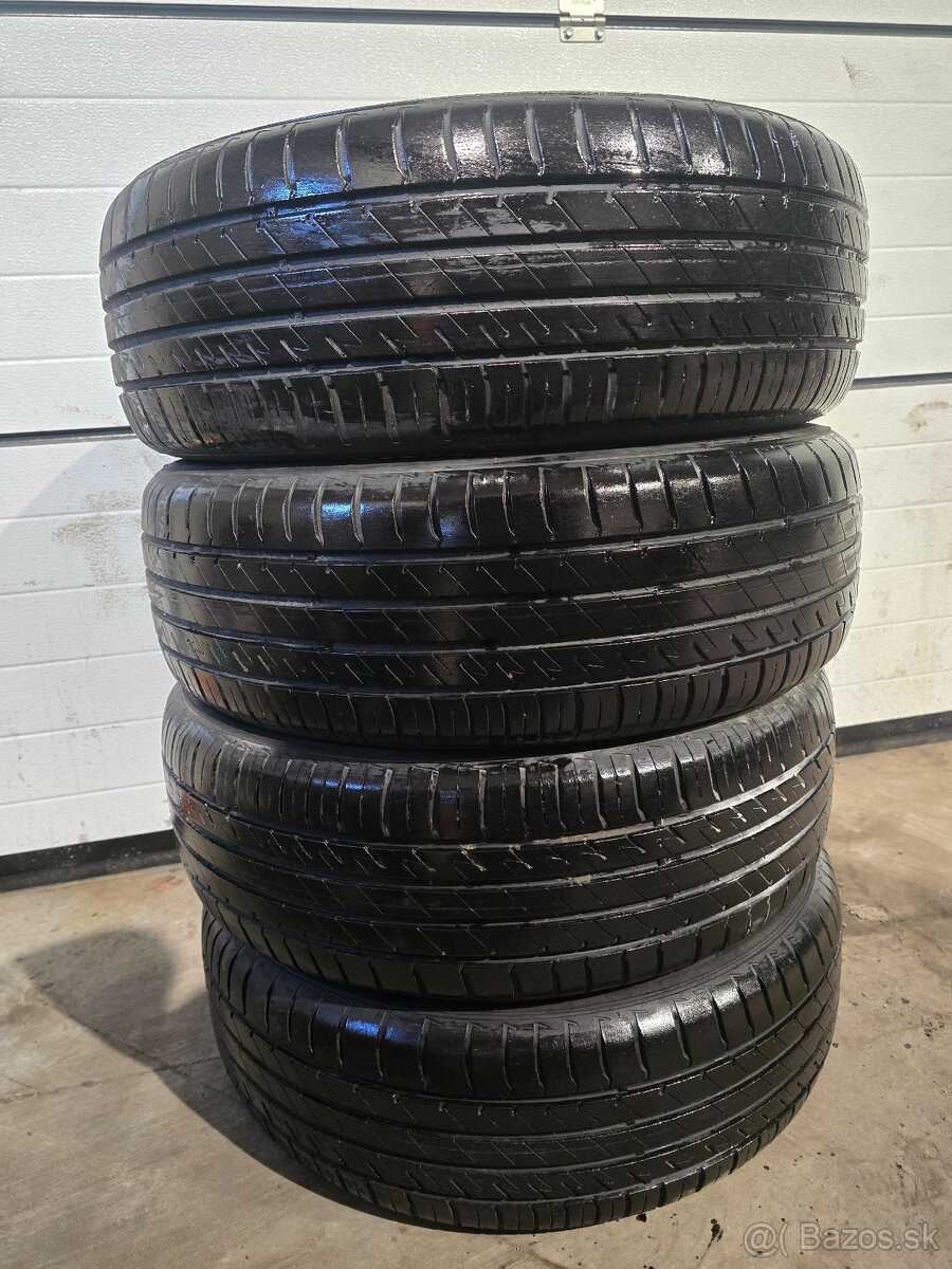 Letné Pneu 215/60 R17 C