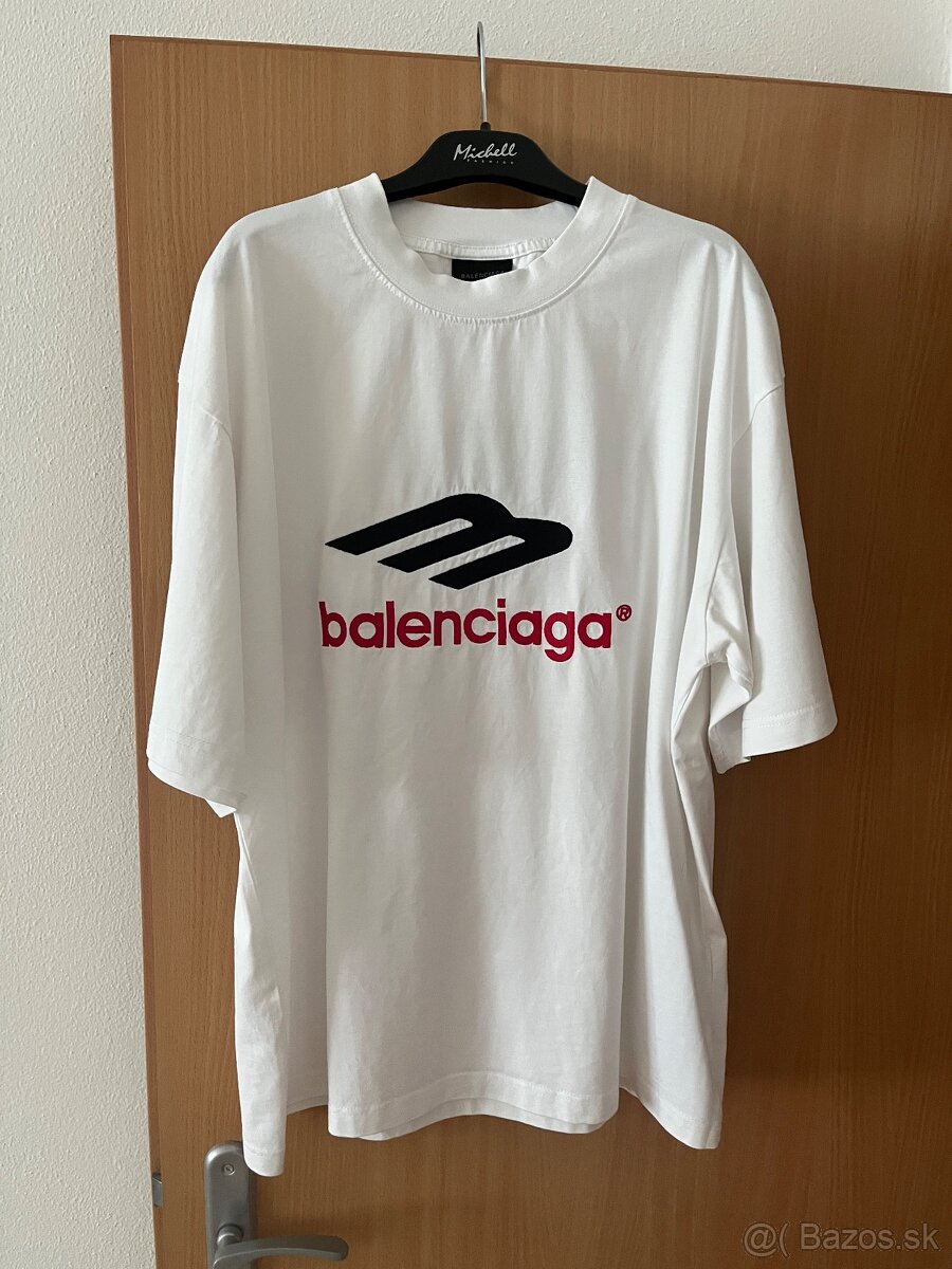 Balenciaga overside