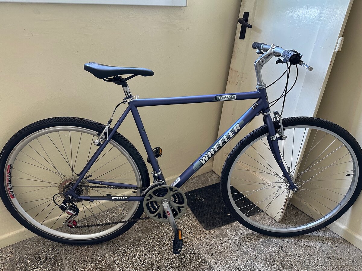 Trekingový bicykel TOP STAV