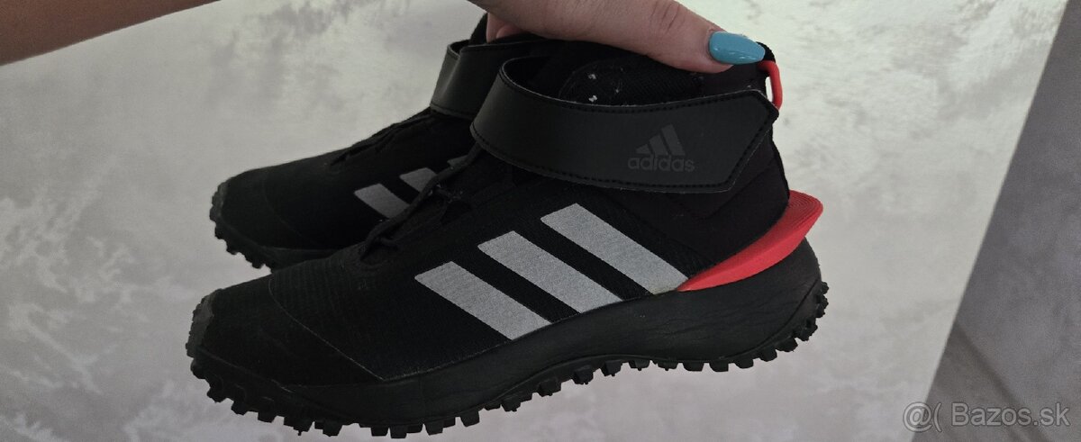 Botasky Adidas