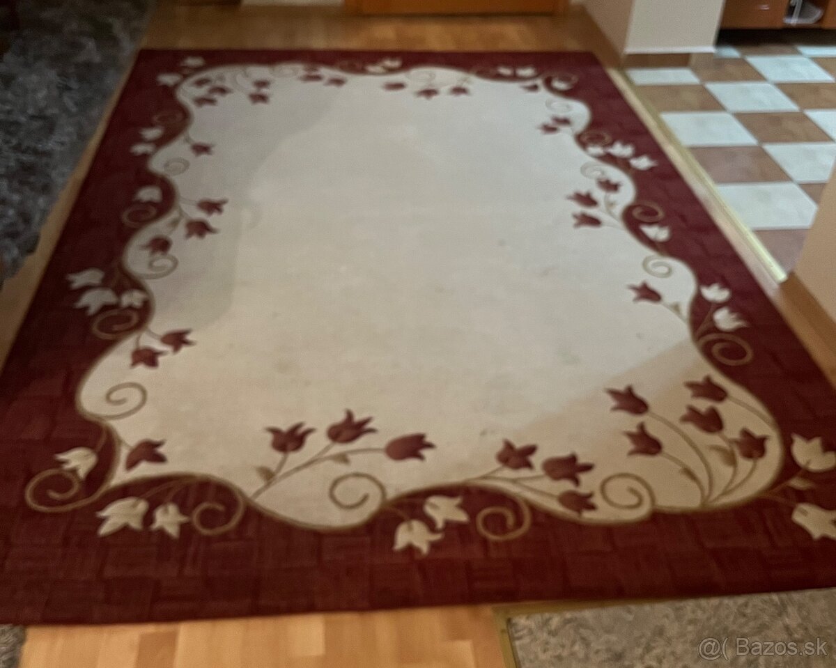 Koberec 200x290 cm