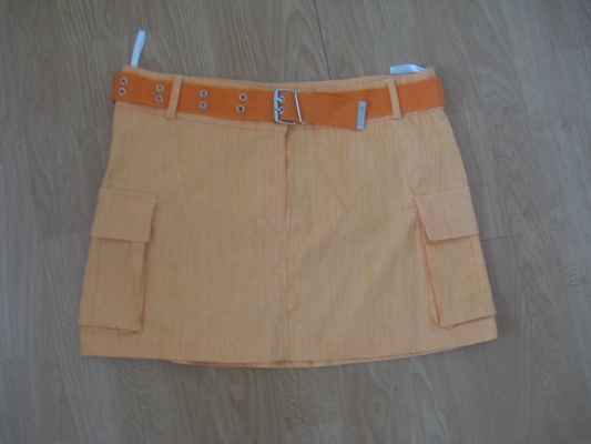 Oranžová sukňa v.40