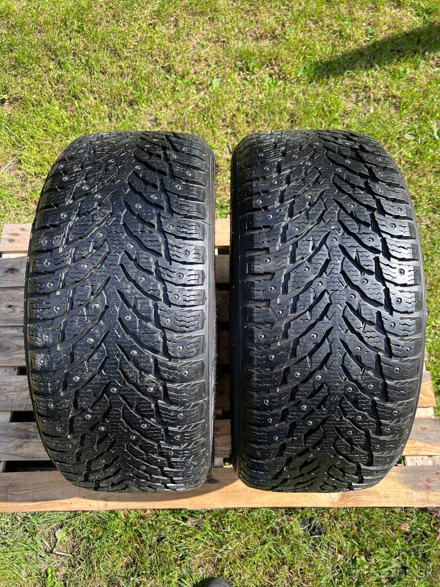 245/45 R18