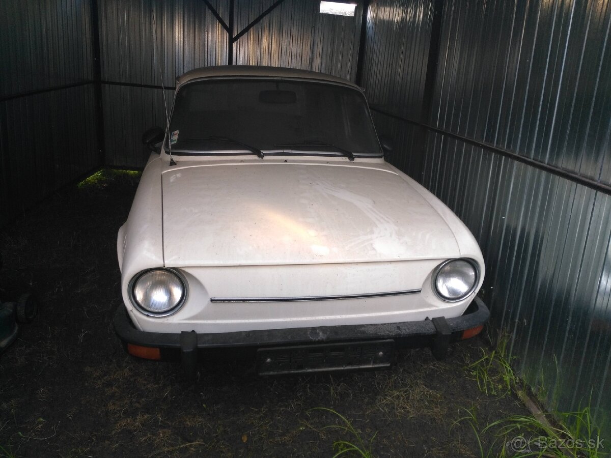 Škoda 100