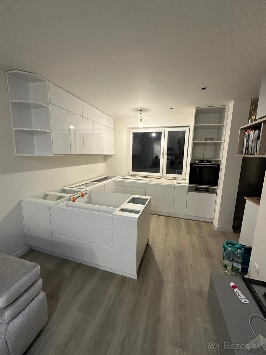 🏠 KUCHYNSKÉ LINKY & NÁBYTOK NA MIERU - KVALITA A PRECÍZNOSŤ