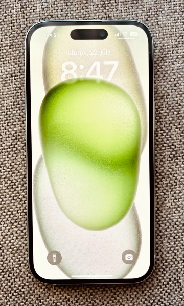 Apple iPhone 15 128 GB zelený