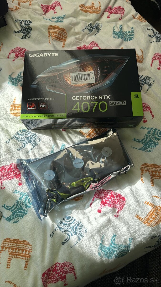 Grafická karta RTX 4070 SUPER 12GB