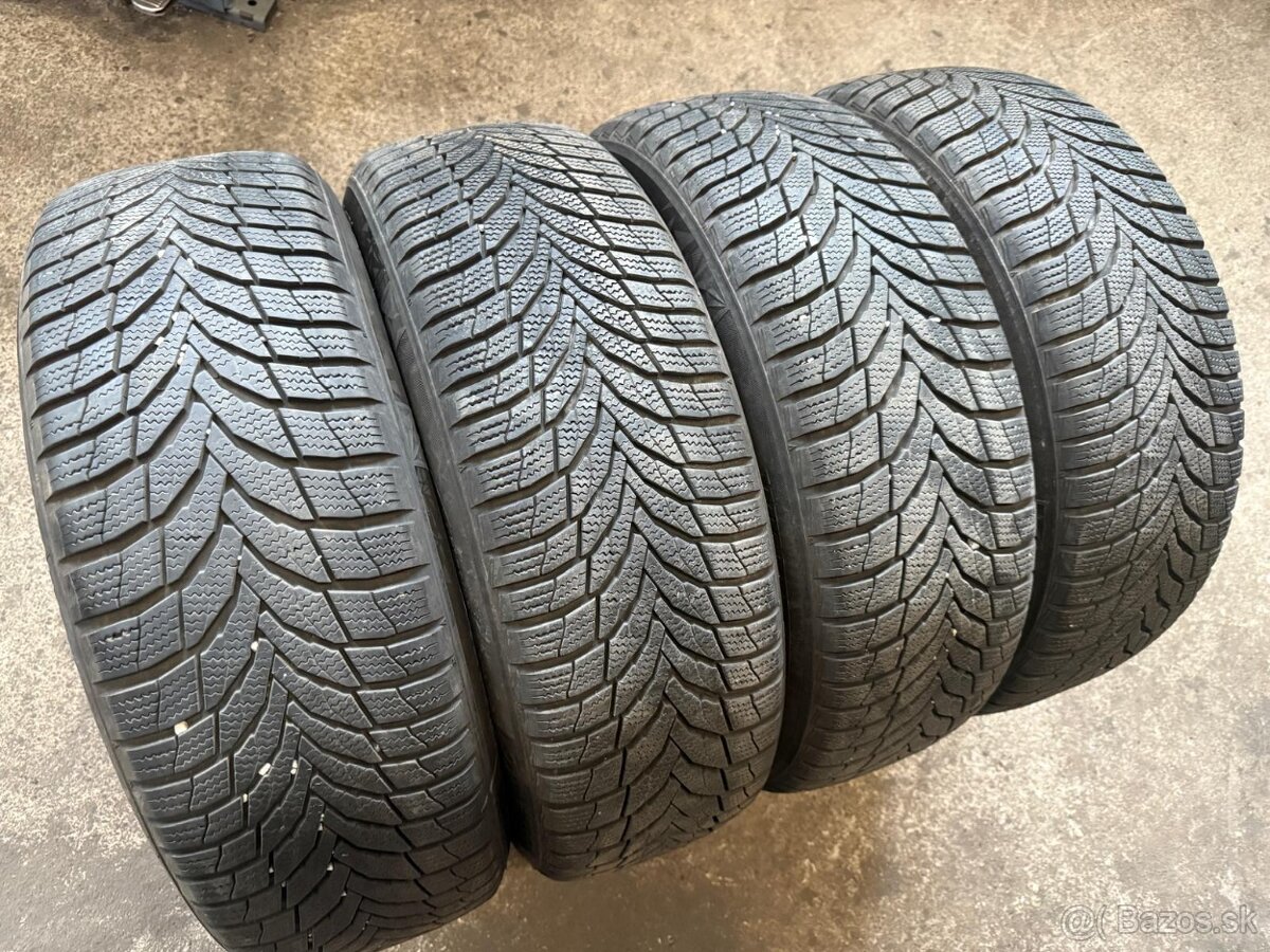 Zimné Pneu Nexen 215/60 R17 96H 4ks