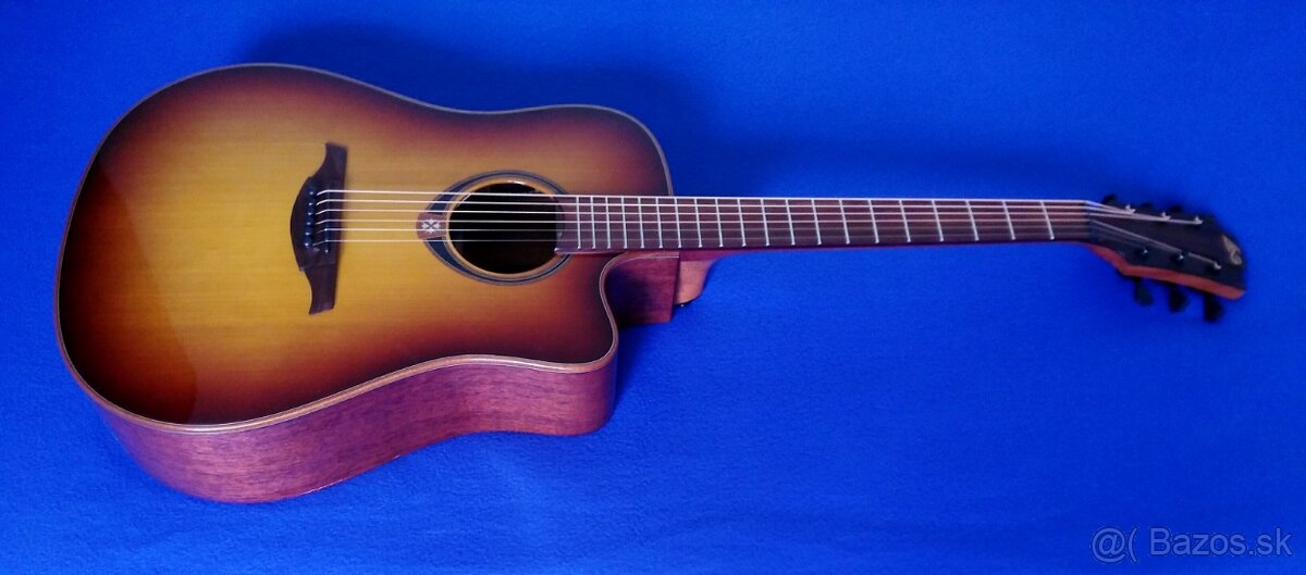 Predam el.ak. gitaru LAG t118 DCE BRS.