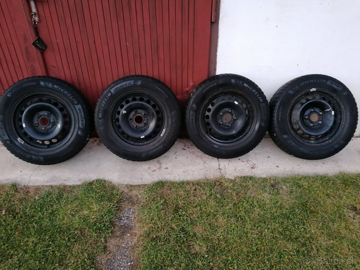 Zimne pneumatiky 195/65 r15