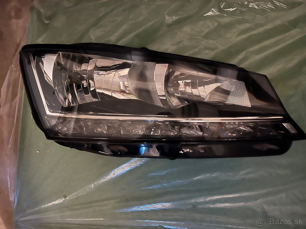 Svetlo pravé Škoda Fabia III (2014-2022)