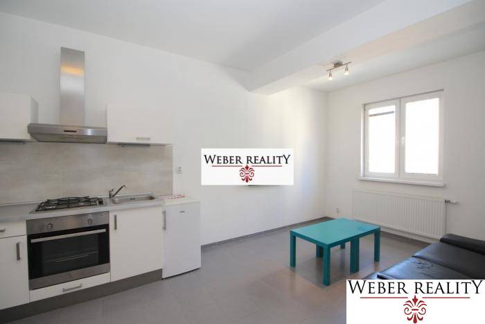 2-izb. v úplnom cenre Gorkého ul.pri pešej zóne, cena vrátan