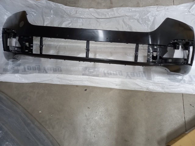 Škoda OCTAVIA IV 2020- predný nárazník