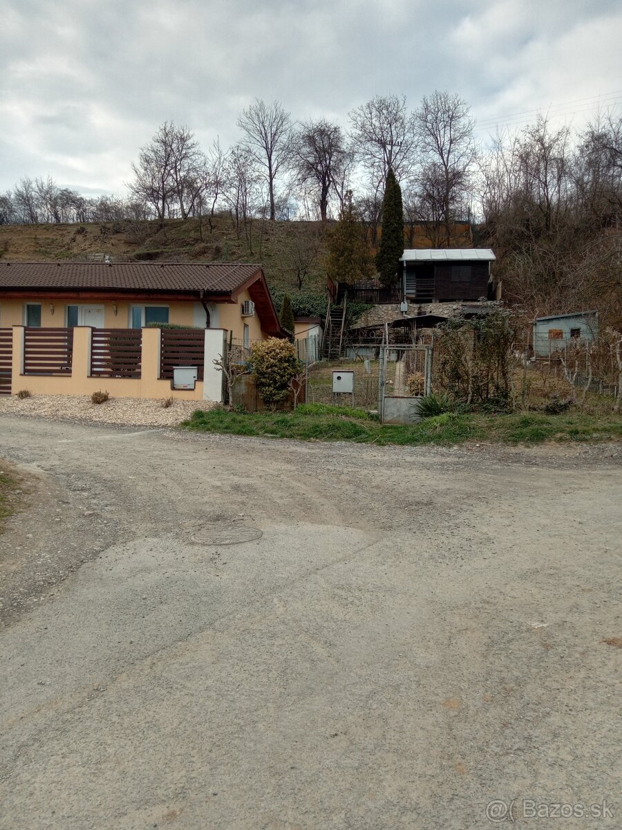 Predám 4a zahradu
