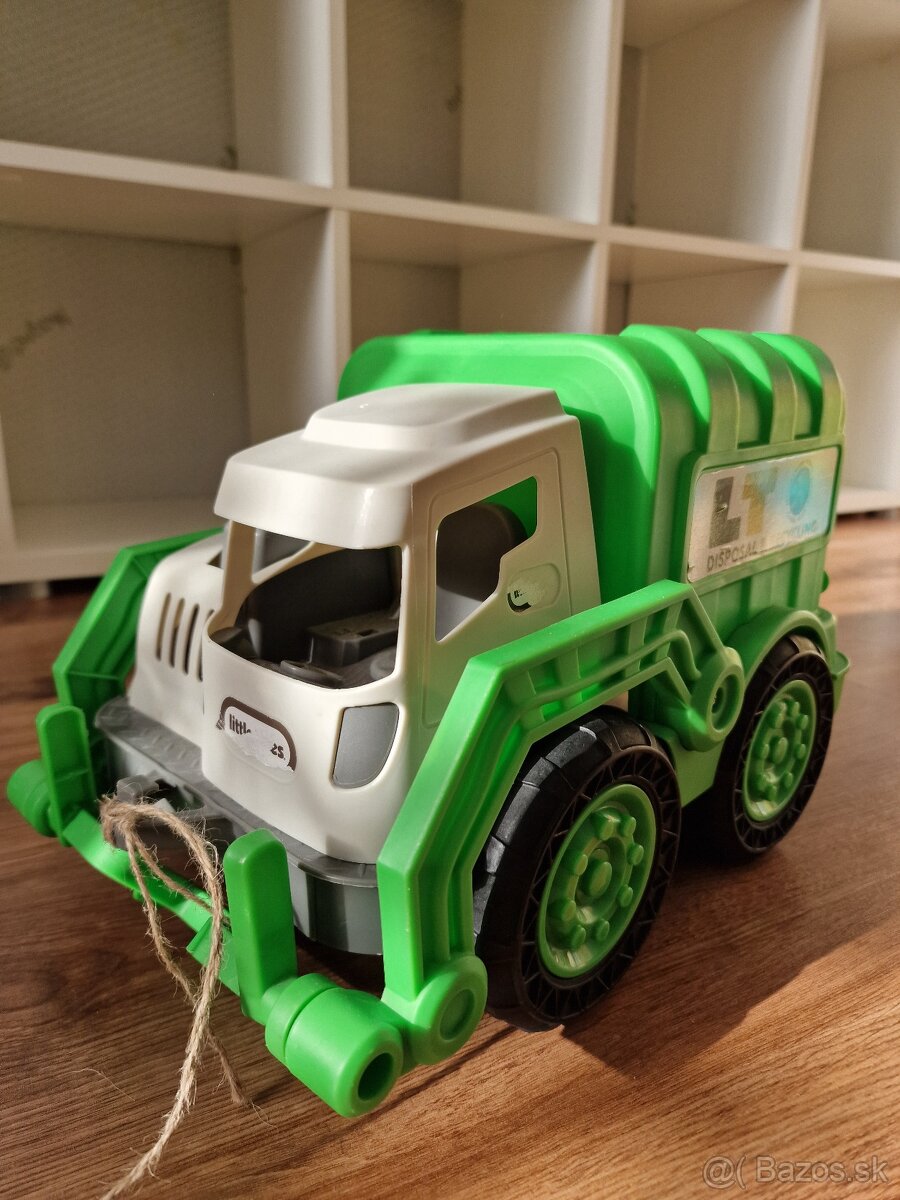 Veľké smetiarske auto